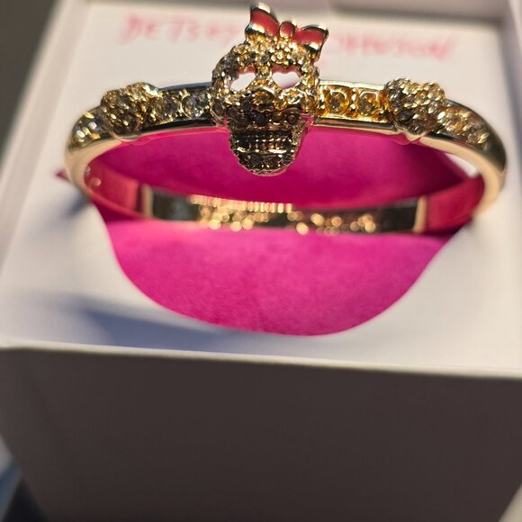 Betsey Johnson Bracelet - Picture 9 of 11